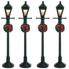 Lemax Gas Lantern Street Lamp - Set of 4